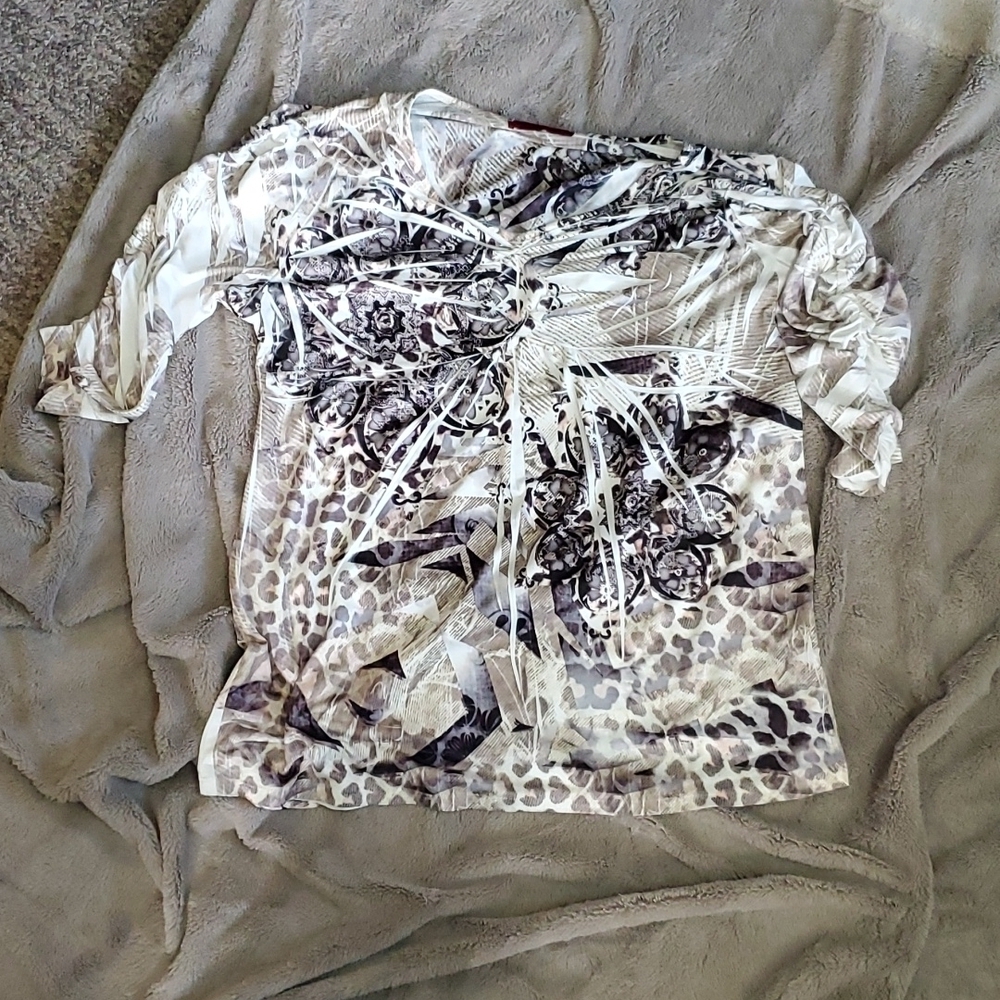 Ladies top size large